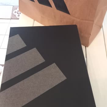 Adidas Mağazası İade Kabul Etmiyor Tüketici Haklarını Tanımıyor!