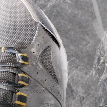 Ayakkabı Dünyası Skechers Bot 1bayda Yırtıldı