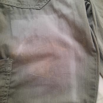 Perwoll Pantolonumda Yer Yer Ağartma Yaptı.