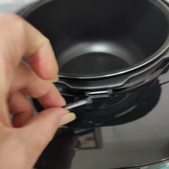 Cooker Elektrikli Düdüklü Nün Patlaması