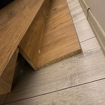 Vivense Mobilya Firmasından Şikayetçiyim.