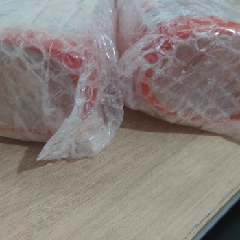 Rossmann Hasarlı Kargo Yağ Çözücü Akmis Fırın Köpüğün Kapağı Kirik