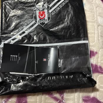 Kartal Yuvasının Özensiz Kargosu