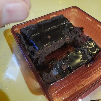 Eti Gıda Browni Classic Saç Çıkması