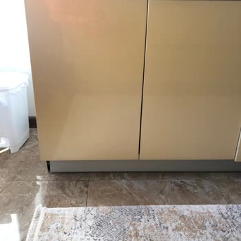 Lineadecor Beyaz Mutfak Dolaplarının Renk Değişimi Sorunu