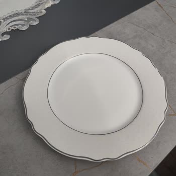 Aryıldız Tabakların Hepsinin Boyası Kalktı