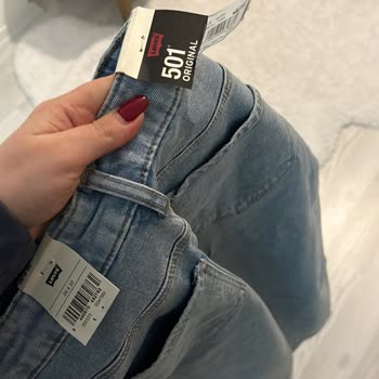 Levis Marka Aldığım Pantolonun Mavi Marka Gelmesi