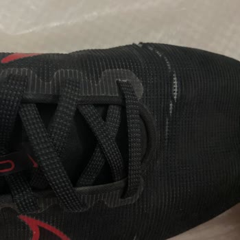 Kalitesiz Nike Ayakkabı ve Kısa Garanti Süresi