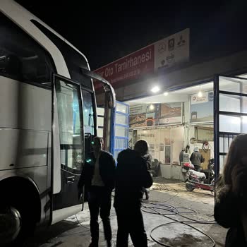 Kamil Koç Otobüs- Rötar Ve Tamirhanede Geçen Saatler Ve Otobüs Eski