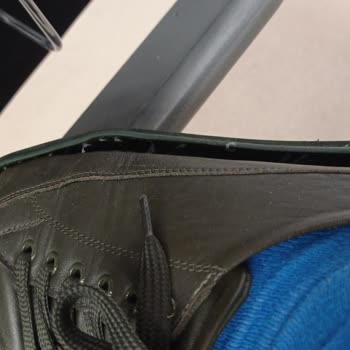 Ayakkabı Dünyası'ndan Sorunlu Bir Ürün Daha