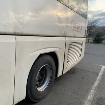 Metro Turizm Farklı Gelen Otobüs
