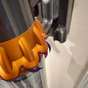 Dyson V15 Mor Süngerler 3 Ayda Koptu Asla İlgilenilmiyor!