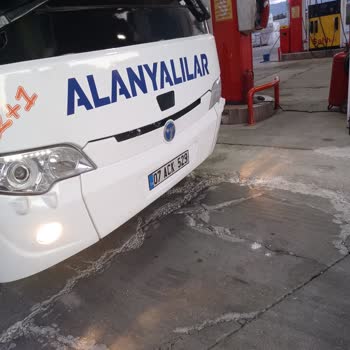 Alanyalılar Turizm Otobüsteki Muavininizden Şikayetçiyim
