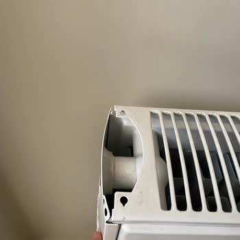 Copa Petek Üstü Plastiği Kırıldı