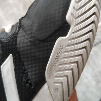 3 Ayda Yırtılan Adidas Ayakkabılarım