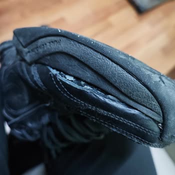 Nike Firmasının Air Monarch Ürünü İle İlgili Büyük Bir Sorun