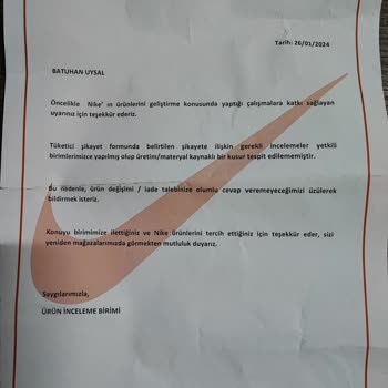 Nike Firmasının Air Monarch Ürünü İle İlgili Büyük Bir Sorun