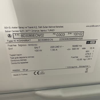 Profilo Buzdolabındaki Sebze Ve Yemeklerin Buz Tutması