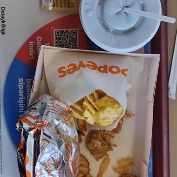 Popeyes Mall Of İstanbul Şikayet Utanmalı Terbiye Dışı Davranışlar