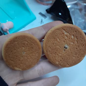 Ülker Biskrem Bisküvinin Küçük Ve Büyüklü Çıkması