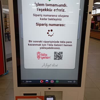Burger King Kiosk'tan Çekilen Ama Havaya Giden Para.