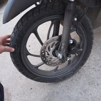 Honda Motosiklet Dio Jant Eğilmesi