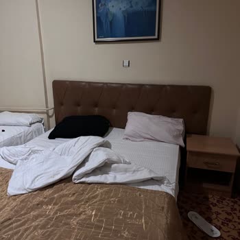 Jolly Turun Kültür Turunda Bizi Vasat Ötesi Bir Otele Bırakması