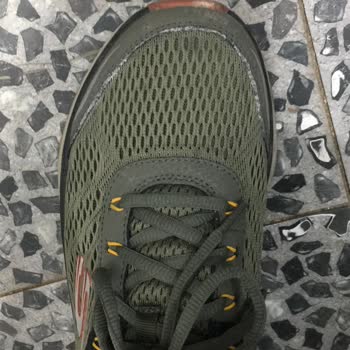 Skechers Ayakkabının Deri Kısmında Beyazlaşma