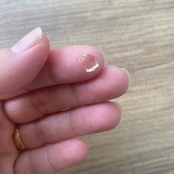 Penguen Gıda Penguen Marka Balkan Sosundan Çok Büyük Bir Cam Parçası Çıktı