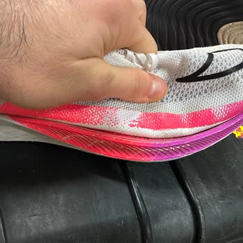 Cmr Butik Cmrspor Mağazası Nike Zoomxfly Erkek Koşu Ayakkabısı