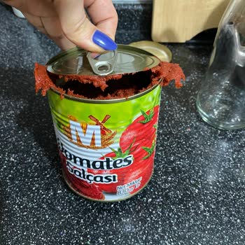 Migros'dan Aldığımız Salça Bomba Gibi Patladı