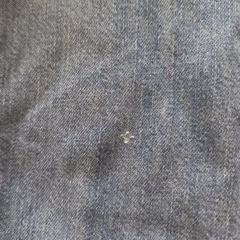 Zara Online Mağazasından Alınan Kot Gömleğin Defolu Gönderilmesi