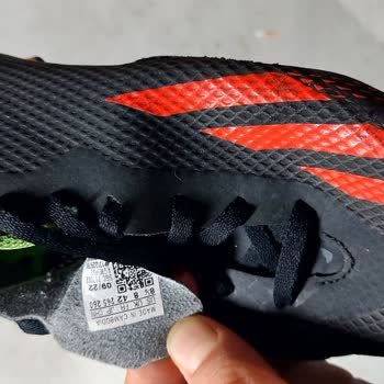 Adidas Mağazaları Satış Sonrası Hizmet Vermiyor.