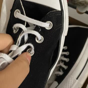 Converse Yanları Açıldı Çok Giymediğim Halde