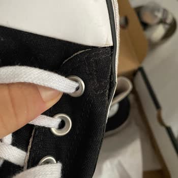 Converse Yanları Açıldı Çok Giymediğim Halde