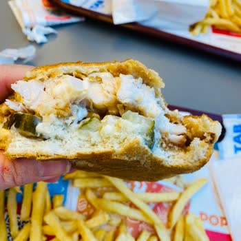 Popeyes Buz Gibi Hamburger Patates!