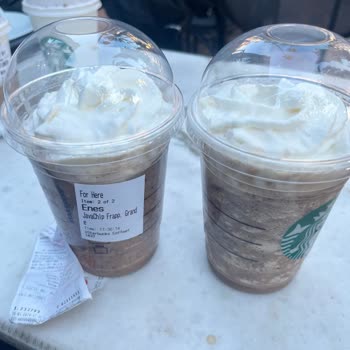 Starbucks Ürünün İçeriği Eksik Ve Personeller Çok Kaba