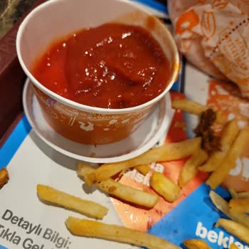 Popeyes Vadi İstanbul Ürün Eksikliği Ve Siparişlerde Yaşanılan Sorunlar