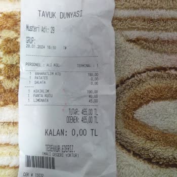 Tavuk Dünyasından Zehirlendik
