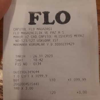 FLO Ayakkabı 2 Ayda Botları Yırtılan FLO Ama Garantiye Sokmak İçin Botsuz Kalan Ben