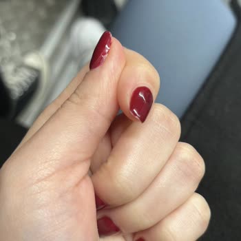 Nihal Nail Ataköy (Nail Art Studio) Kalıcı Oje Beklentim Karşılanmadı
