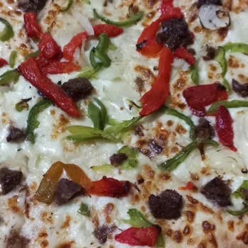 Little Caesars Pizza Sipariş Verdim Bol Yerine Hiç Koymamışlar