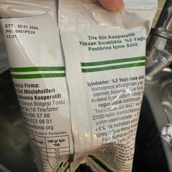 Tire Süt İçindeki Siyah Noktalar