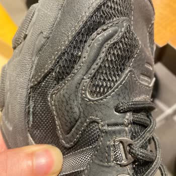 2 Ayda Yırtılan Skechers Ayakkabı Hüsranı