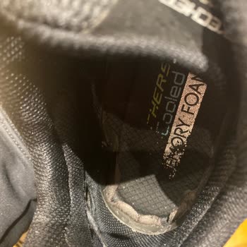 2 Ayda Yırtılan Skechers Ayakkabı Hüsranı