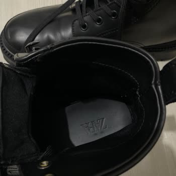 Zara Ayakkabılarım Aynı Numara Değil