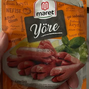 Maret Paketinden Çıkan Yarım Sosis