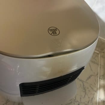 Philips XXL HD9870 Airfryerin Kapağı Eridi
