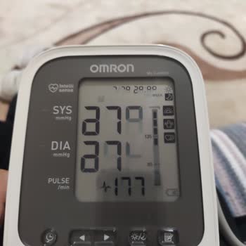 Omron M6 Tansiyon Aletinde Rakam Sorunu