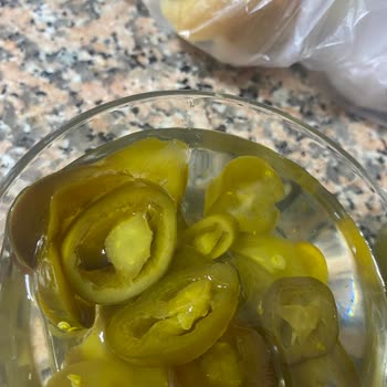 A101 Galle Turşusunun İçinde Kıl Çıktı